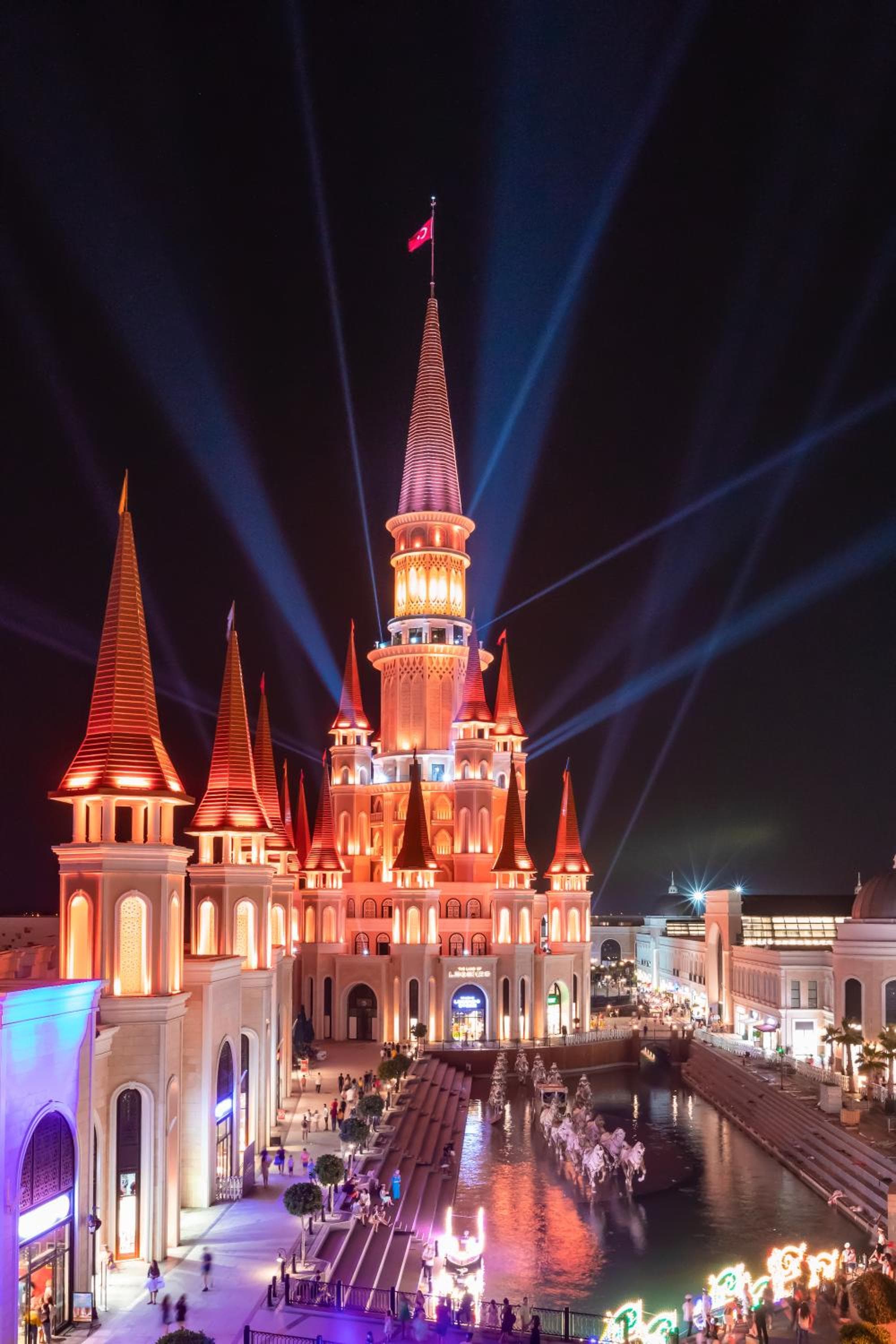 The Land Of Legends Kingdom Hotel